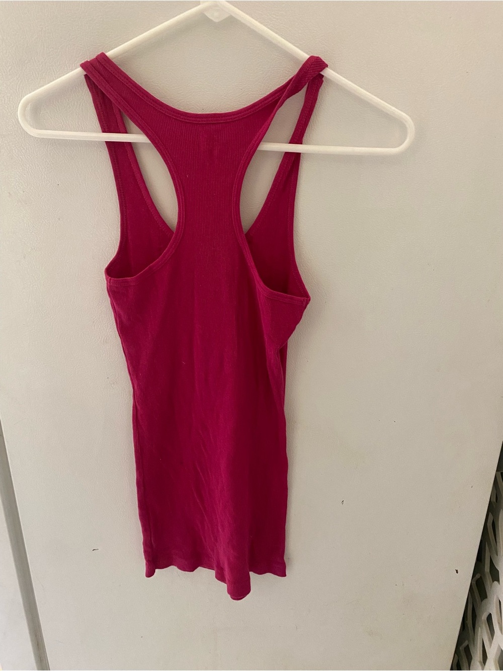 Old Navy Fuchsia Ruffled Racerback Tank Top - Picture 2 of 4